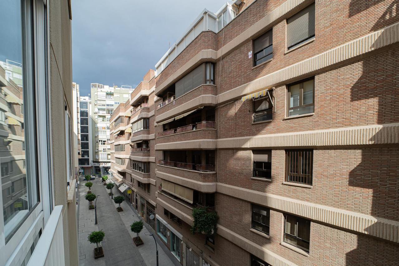 Expoholidays - General Tamayo Parking Gratis Almería Exterior foto
